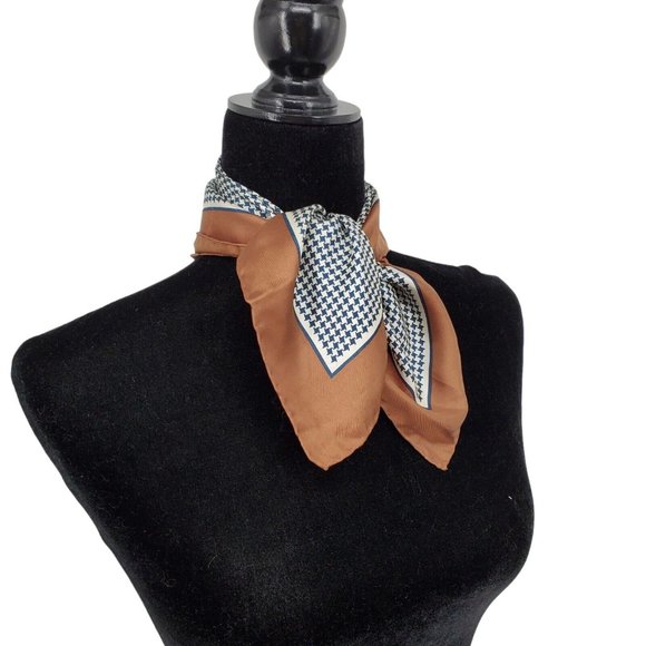 Vintage Silk Scarf Navy Blue Brown Houndstooth Hand Rolled 18" Square - Picture 2 of 6